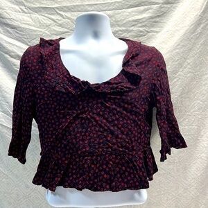 Top Shop petite size8 ruffled neck crop top black with red lips